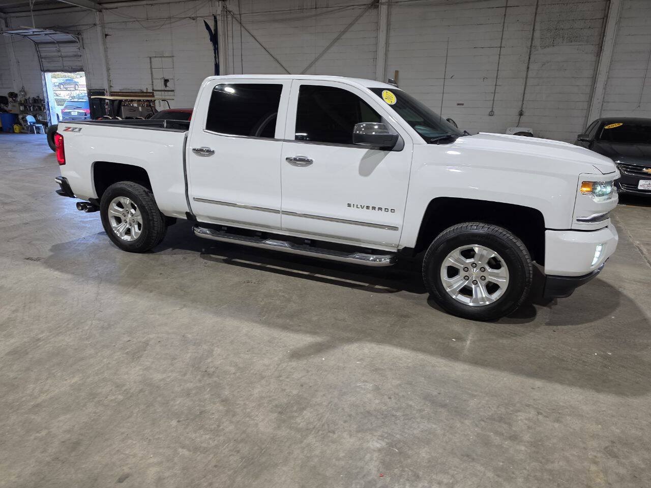 Used 2017 Chevrolet Silverado 1500 LTZ Z71 AWD/4WD image 20