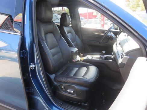 Used 2020 MAZDA CX-5 Signature AWD/4WD image 11