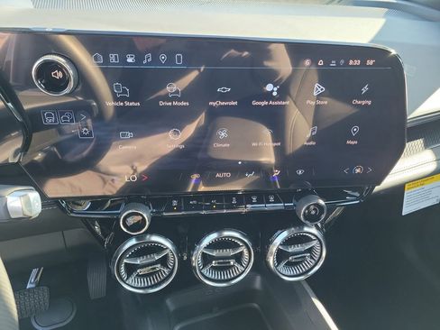 New 2026 Chevrolet Blazer EV LT image 7