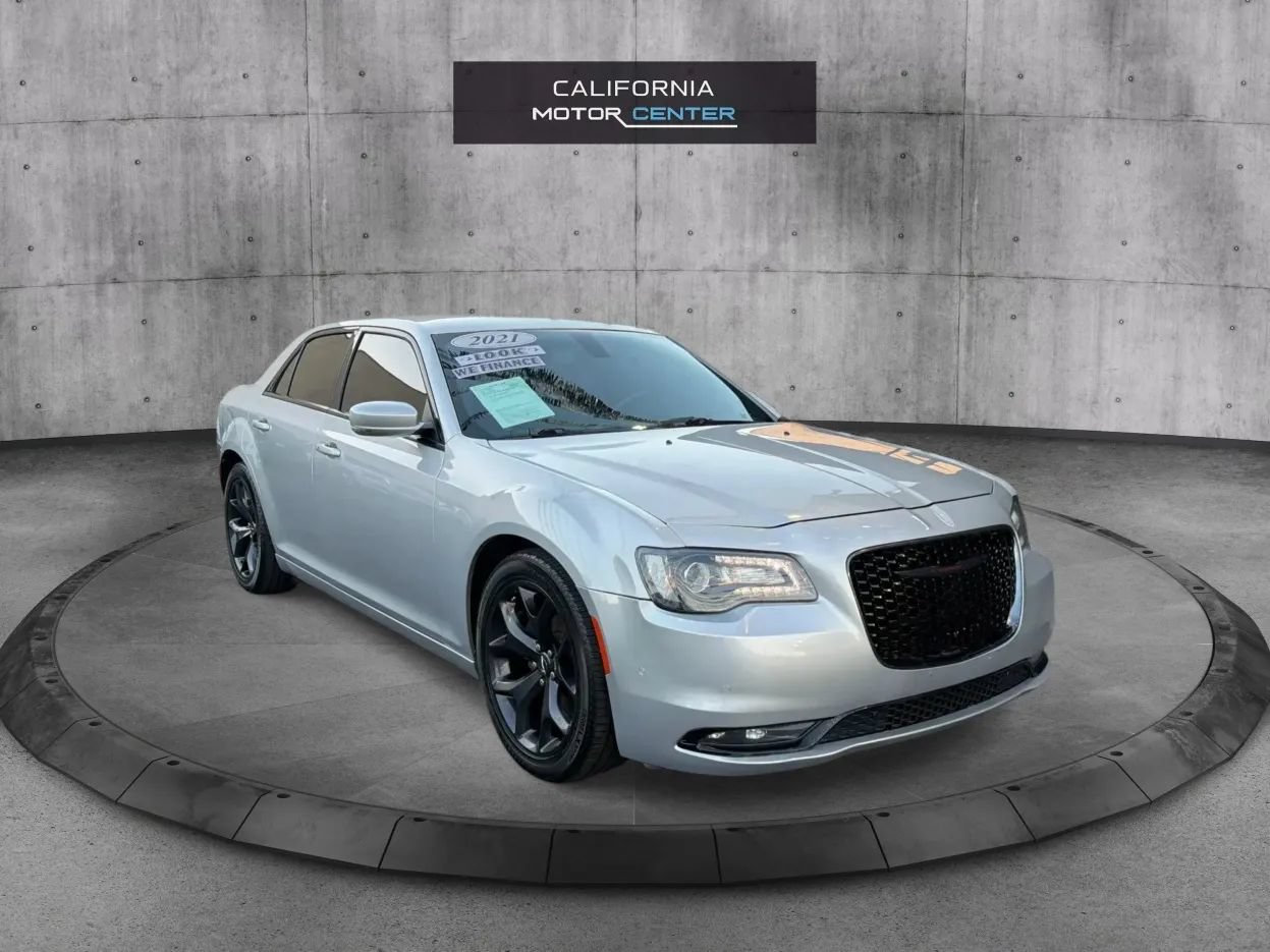 Used 2021 Chrysler 300 S RWD image 1