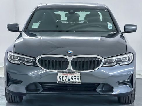 Used 2022 BMW 330i Sedan w/ Premium Package 2 RWD image 10