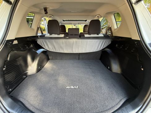 Used 2016 Toyota RAV4 XLE FWD image 29