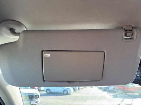 Certified 2022 Chevrolet Trax LT w/ LT Convenience Package image 24