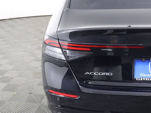 Used 2023 Honda Accord Touring image 17