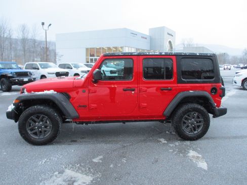 Certified 2024 Jeep Wrangler Sport S image 8