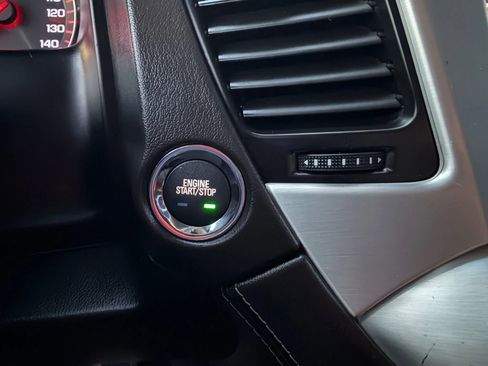 Used 2015 GMC Yukon XL SLT image 25