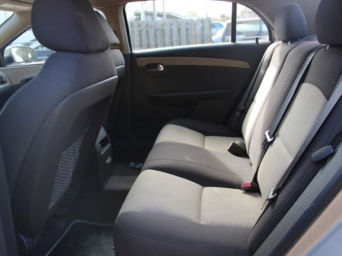 Used 2011 Chevrolet Malibu LS image 6