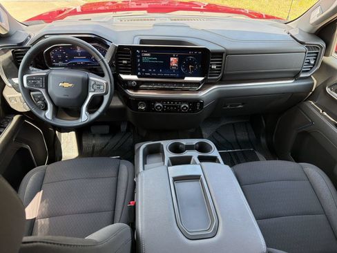 Used 2024 Chevrolet Silverado 1500 LT w/ Protection Package RWD image 17
