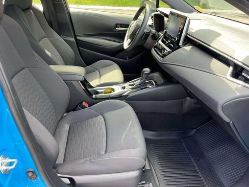 Used 2020 Toyota Corolla SE w/ SE Preferred Package FWD image 24
