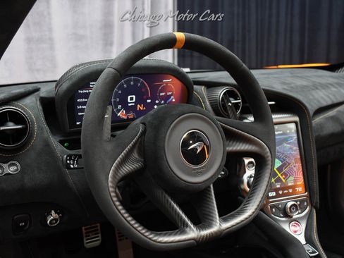 Used 2022 McLaren 765LT image 9