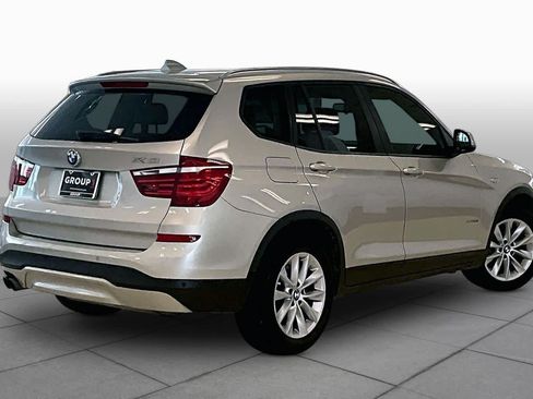 Used 2016 BMW X3 sDrive28i RWD image 12