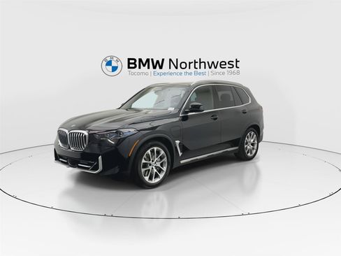 Used 2026 BMW X5 xDrive50e w/ Climate Comfort Package AWD/4WD image 9