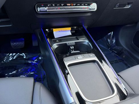 New 2026 Mercedes-Benz GLB 250 4MATIC image 30