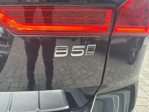 Used 2024 Volvo XC60 B5 Plus w/ Protection Package Premier AWD/4WD image 31