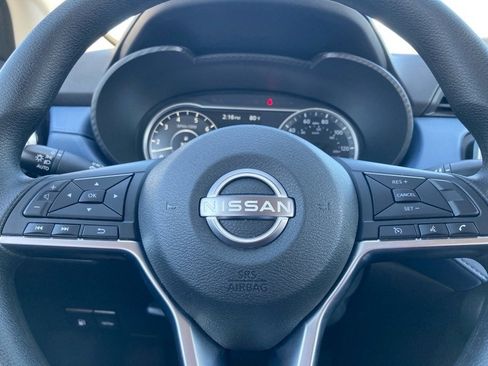 Used 2025 Nissan Versa SV image 17