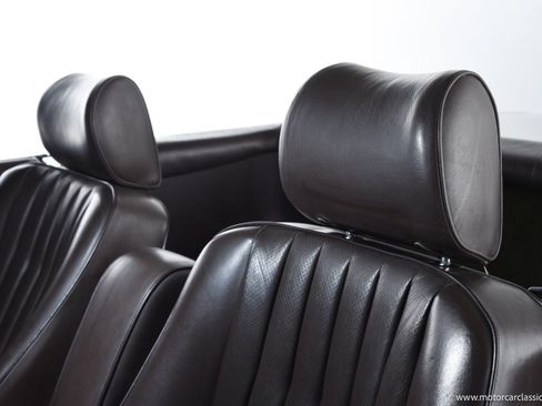 Used 1988 Mercedes-Benz 560 SL image 39
