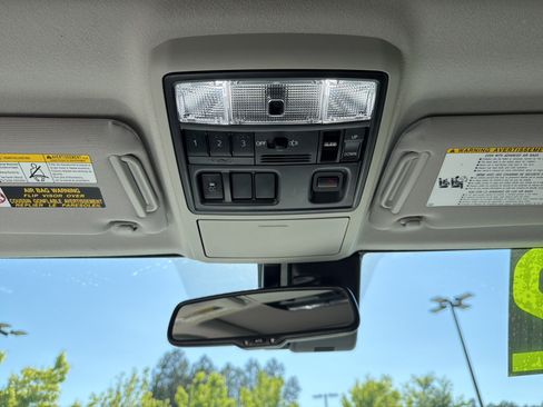 Used 2022 Toyota 4Runner SR5 Premium w/ Moonroof Package image 5