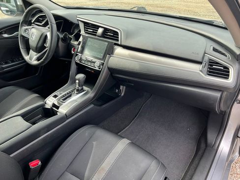 Used 2017 Honda Civic EX image 11