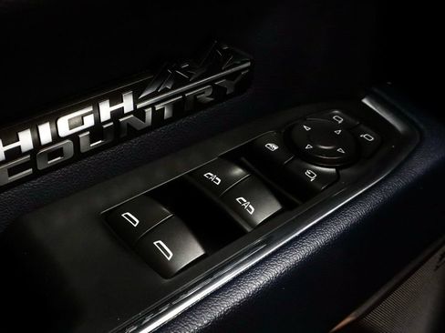 Used 2023 Chevrolet Silverado 1500 High Country w/ Technology Package AWD/4WD image 25