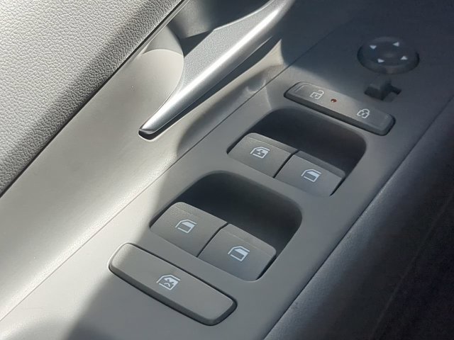 Used 2025 Hyundai Elantra Hybrid FWD image 20