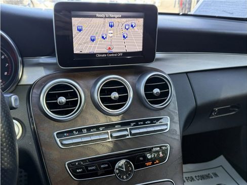 Used 2018 Mercedes-Benz C 300 Coupe w/ Premium Package image 34