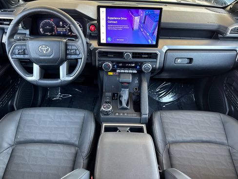 Used 2025 Toyota 4Runner TRD Off-Road Premium AWD/4WD image 13