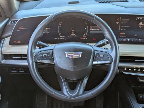 Used 2024 Cadillac XT4 Luxury image 12