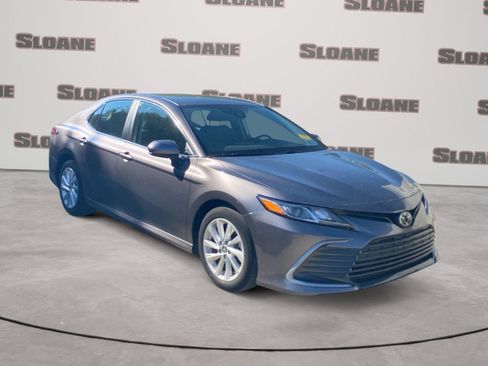 Used 2024 Toyota Camry LE FWD image 3