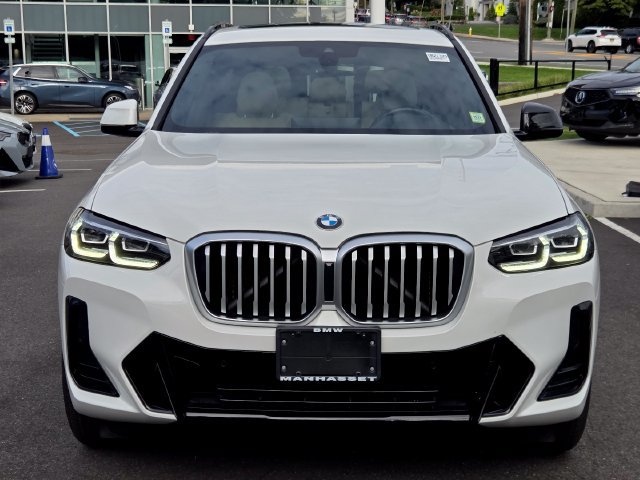 Used 2024 BMW X3 xDrive30i w/ Premium Package AWD/4WD image 2