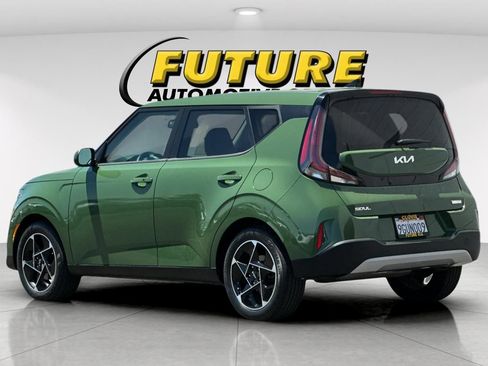 Used 2023 Kia Soul EX FWD image 6