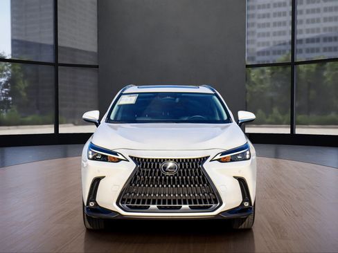 Used 2024 Lexus NX 250 FWD w/ Premium Package image 2