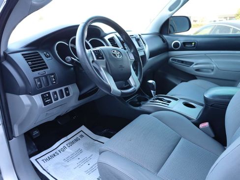 Used 2013 Toyota Tacoma 4x4 Double Cab w/ TRD Sport Pkg image 7