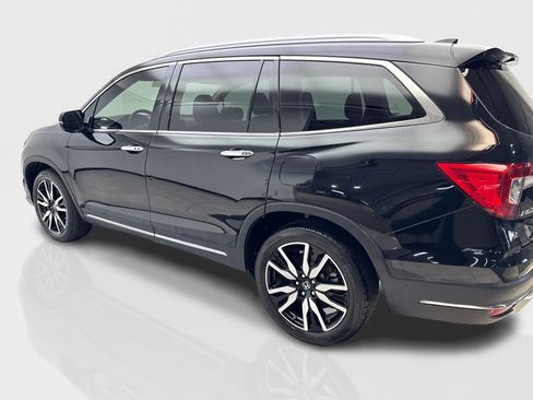 Used 2019 Honda Pilot Touring image 14