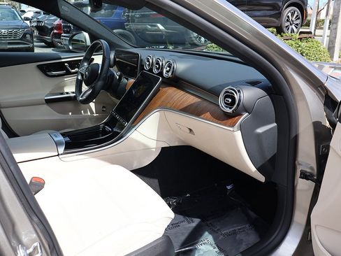 Used 2023 Mercedes-Benz C 300 C 300 w/ Exclusive Trim Package image 31