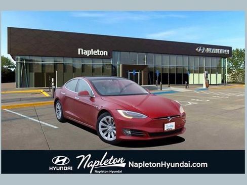 Used 2018 Tesla Model S 75D image 1