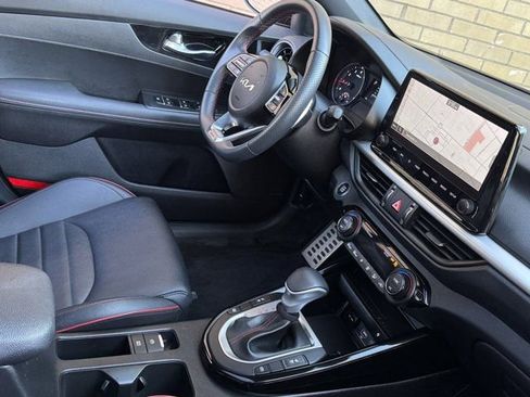 Used 2023 Kia Forte GT w/ GT2 Package image 11