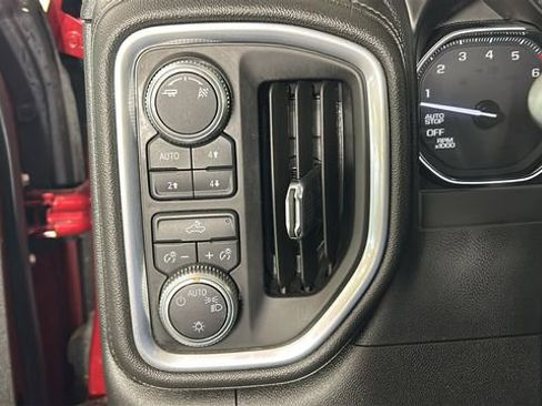 Used 2019 GMC Sierra 1500 SLE w/ SLE Value Package AWD/4WD image 19