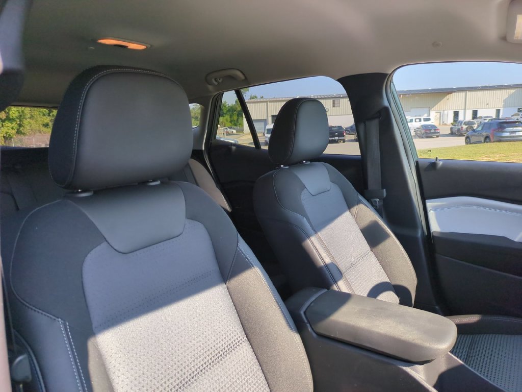 Used 2026 Chevrolet Trax LT FWD image 32