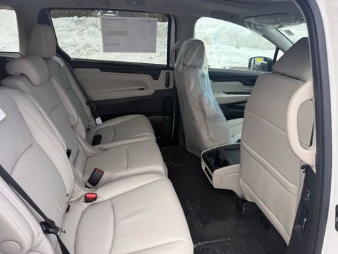 New 2026 Honda Odyssey EX-L image 14