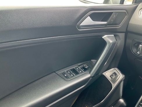 Used 2019 Volkswagen Tiguan SEL Premium R-Line image 36