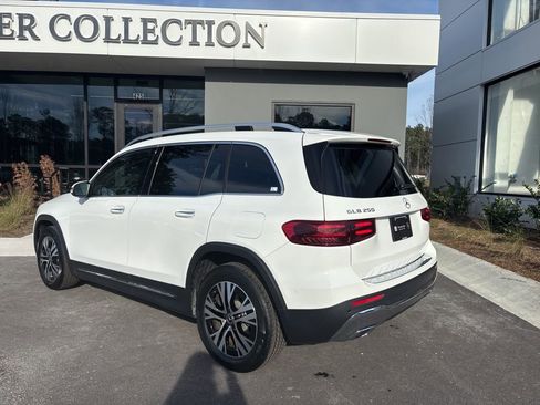Used 2024 Mercedes-Benz GLB 250 image 8