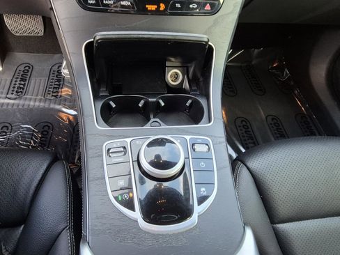 Used 2018 Mercedes-Benz GLC 300 image 27