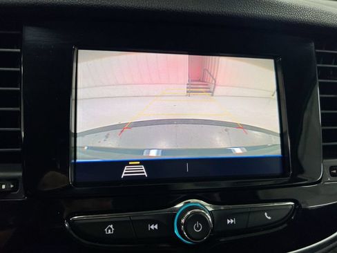 Used 2022 Buick Encore Preferred w/ Safety Package FWD image 15