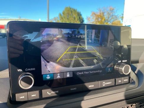 New 2025 Honda Accord SE image 18