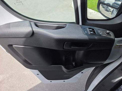 New 2026 RAM ProMaster 1500 w/ Convenience Group FWD image 15