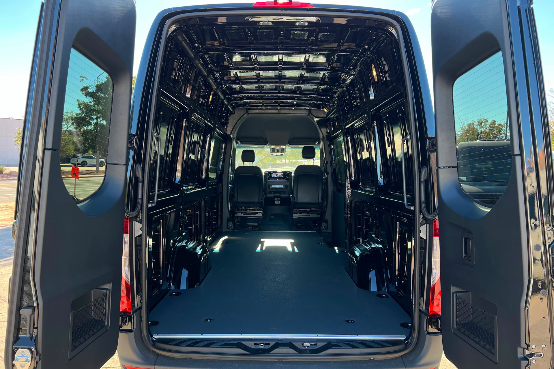 New 2026 Mercedes-Benz Sprinter 2500 image 18