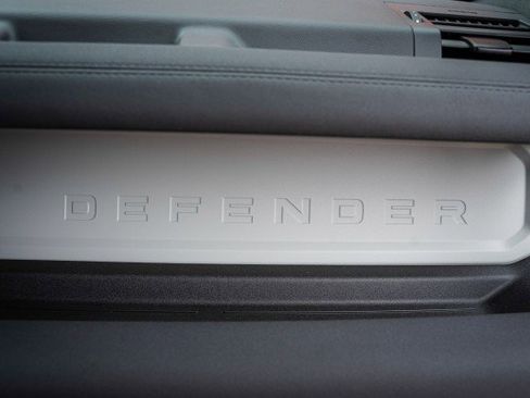 Used 2023 Land Rover Defender 110 S image 56