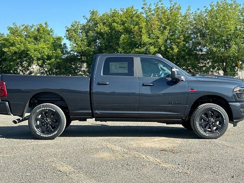 New 2026 RAM 2500 Laramie AWD/4WD image 2