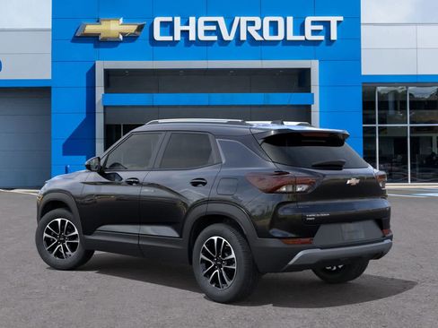 New 2026 Chevrolet TrailBlazer LT AWD/4WD image 3