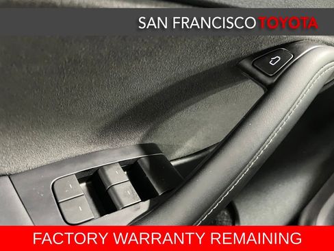 Used 2024 Tesla Model Y Long Range image 31